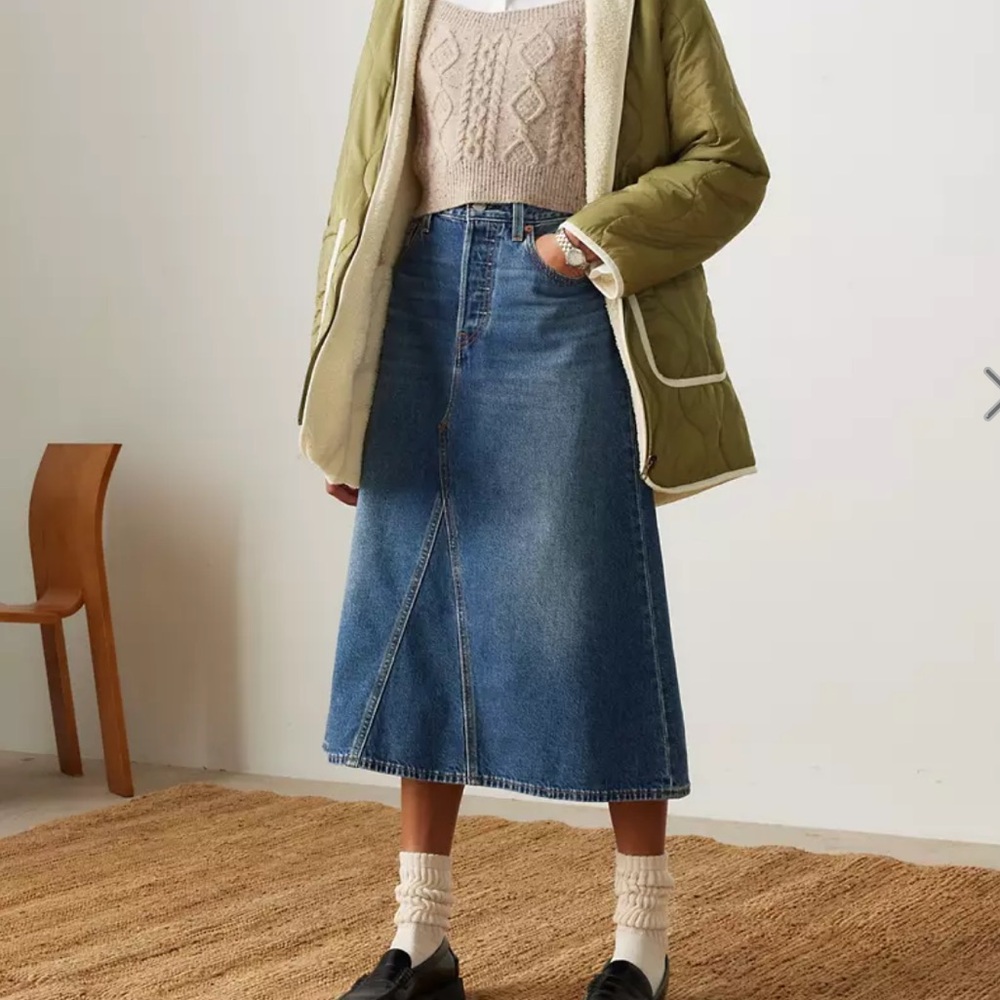 NWT Levi's High Rise A-Line Denim Skirt
